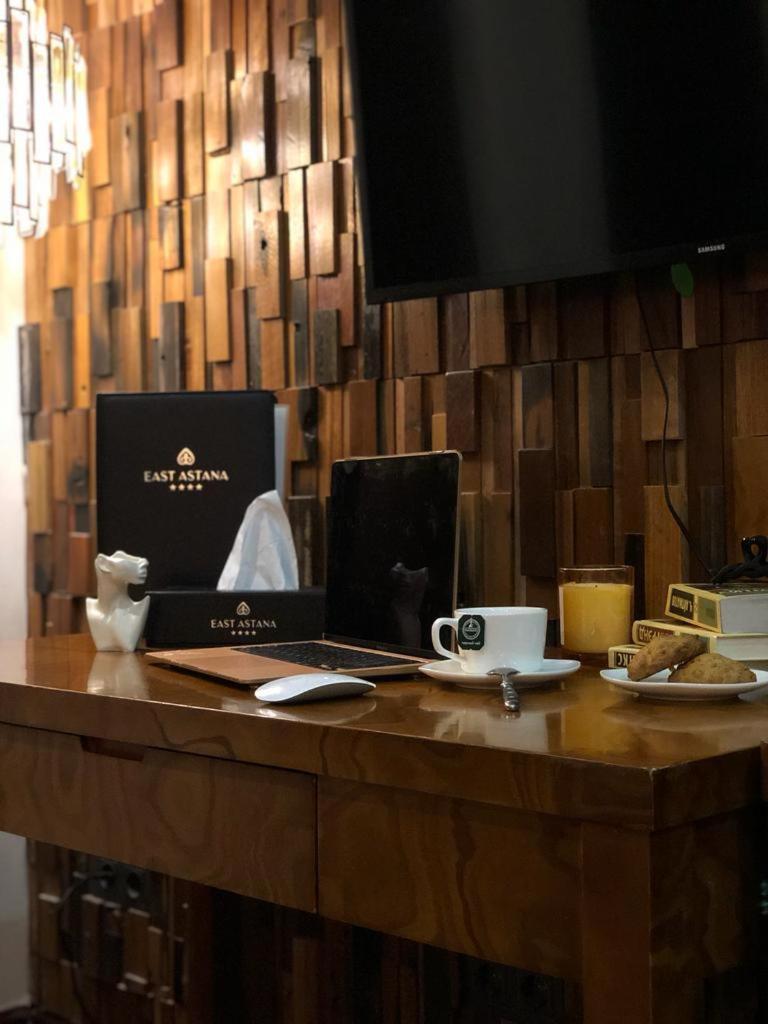 East Astana Hotel מראה חיצוני תמונה