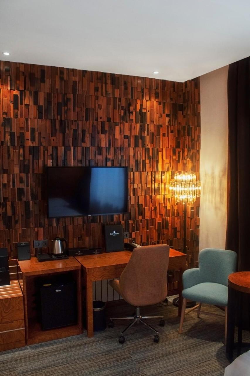 East Astana Hotel מראה חיצוני תמונה