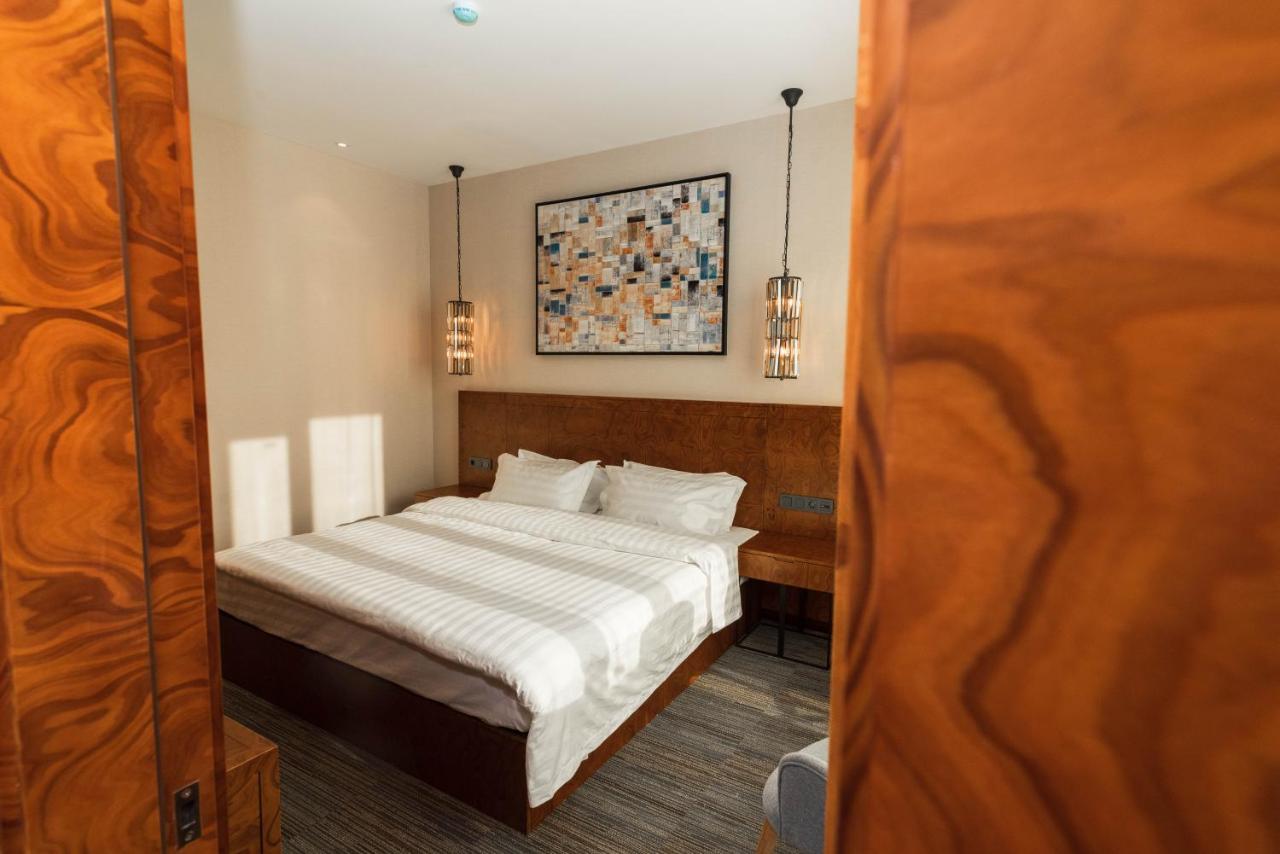 East Astana Hotel מראה חיצוני תמונה