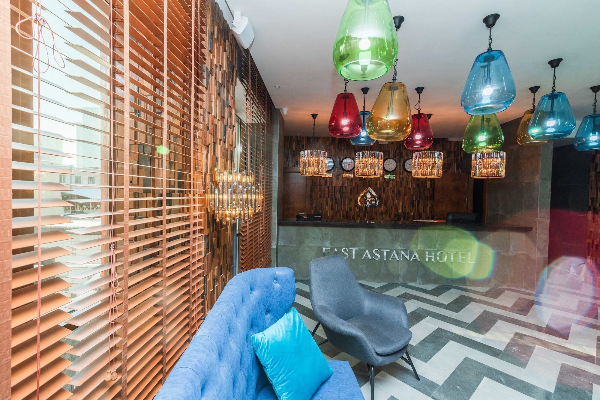 East Astana Hotel מראה חיצוני תמונה